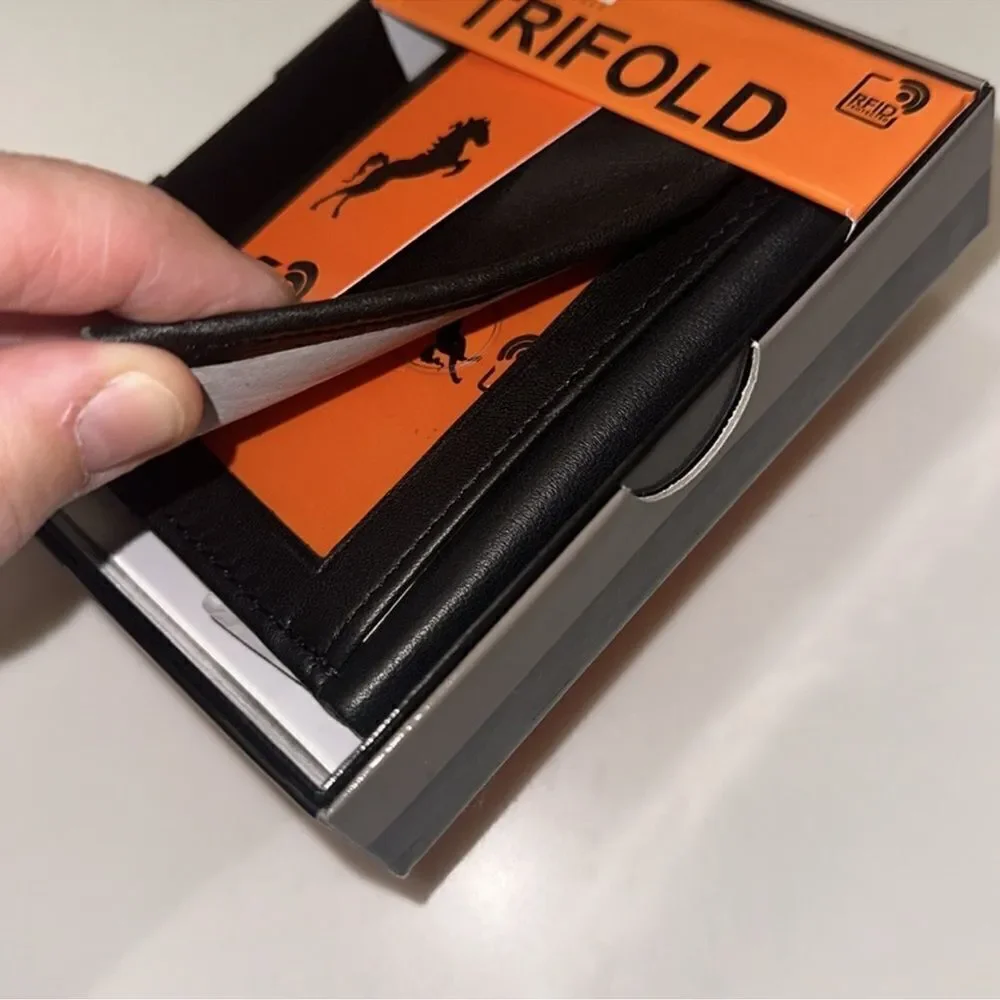 FIONTE RFID Protected Black Genuine Leather Trifold Men’s Wallet